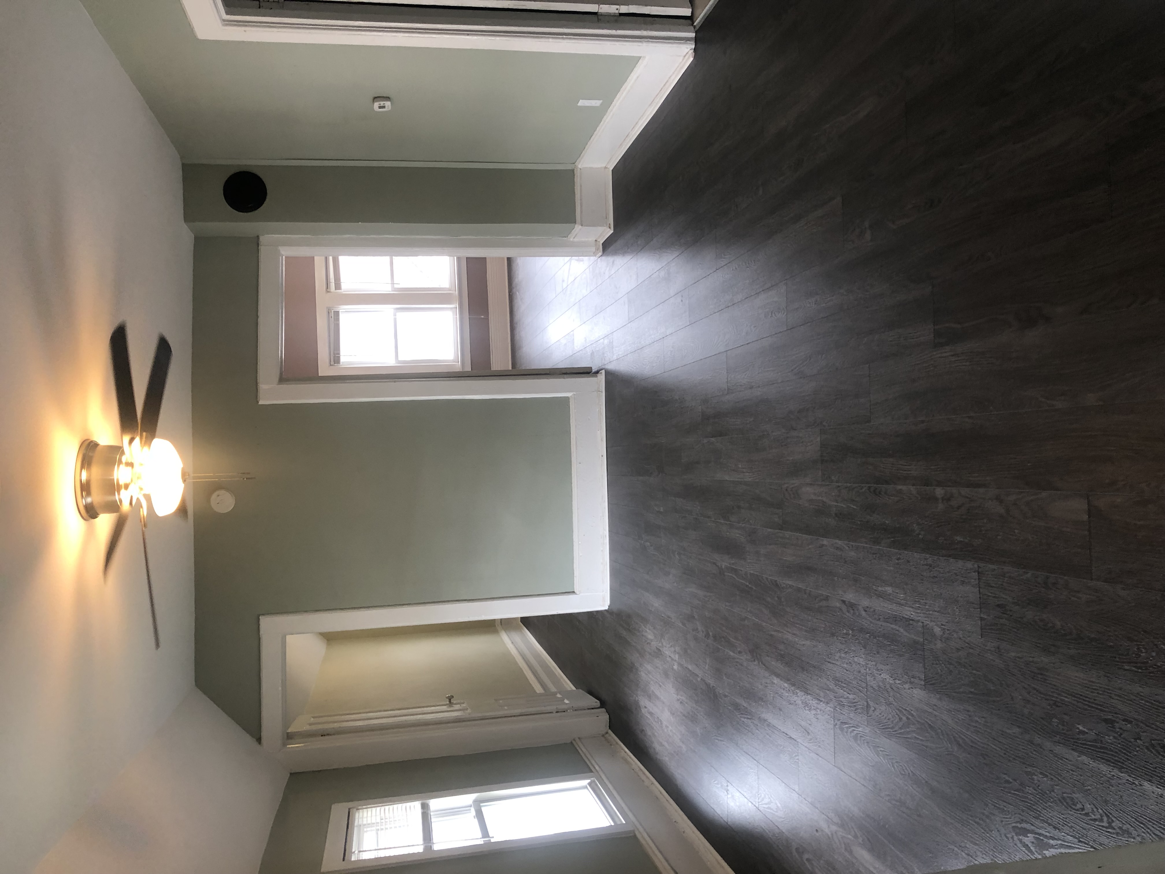 314 E Dewey Pl - Duplex - Upper Unit